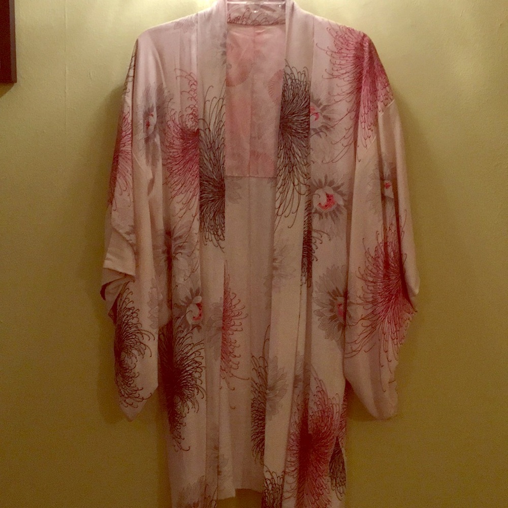 Silk Kimono Jacket with Intricate Patterns